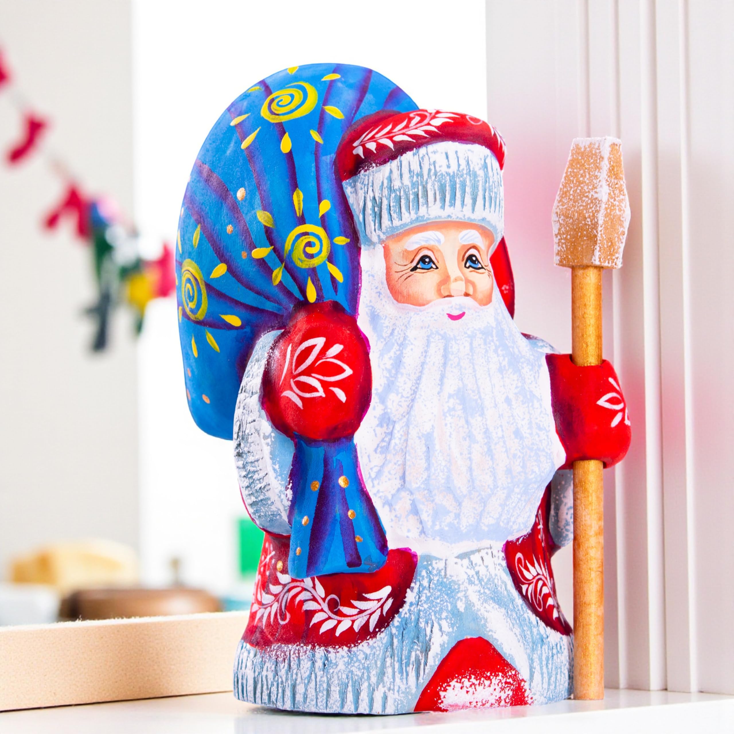 Amazon.com: TYCHEART STUDIO Wooden Hand-Carved Santa Claus